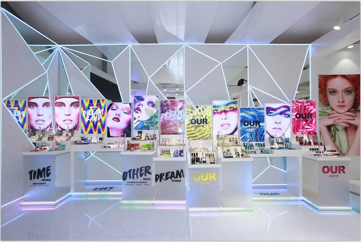 Exhibition booth Design and Production for the Beauty Industry​ -  Eurostands S.r.l.
